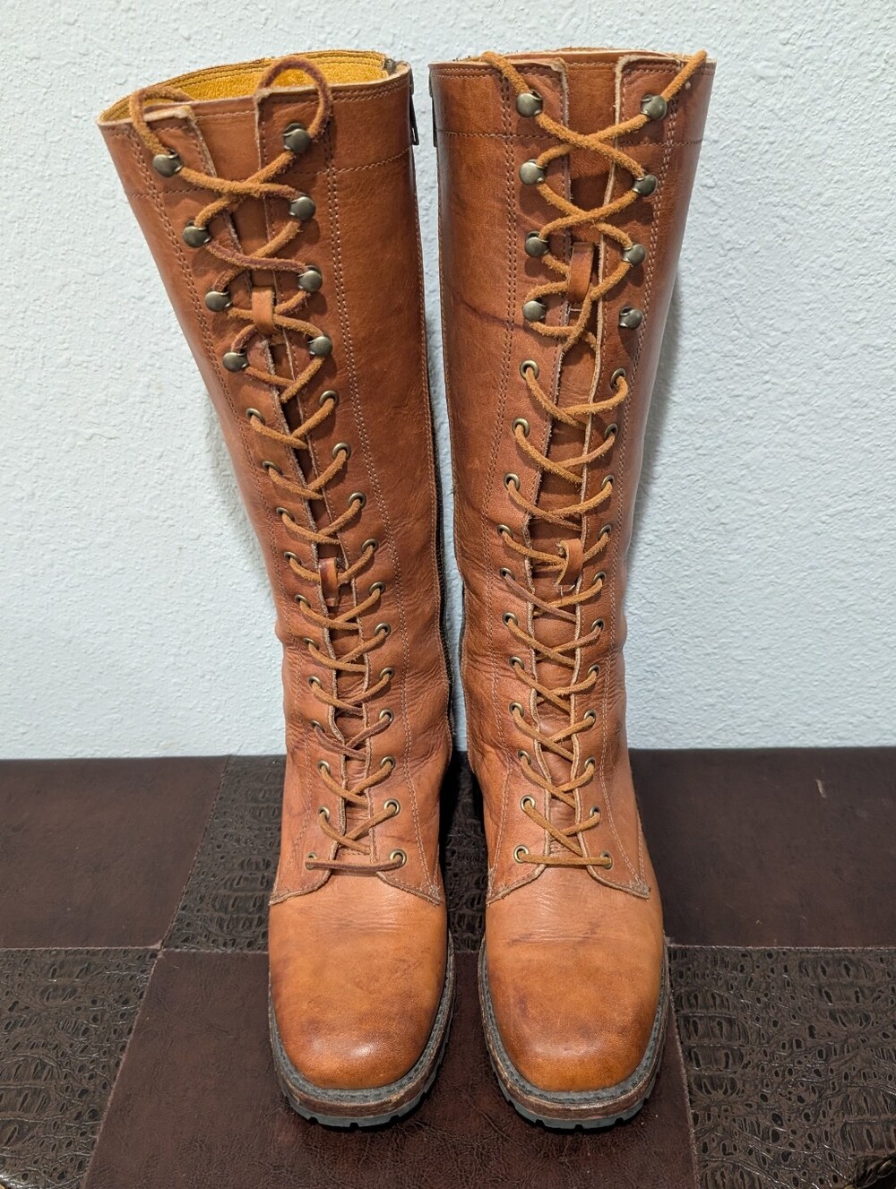 Frye Campus Lug Tall Lace Up Boots – Cognac Leather – Size 9 - Picture 2 of 16